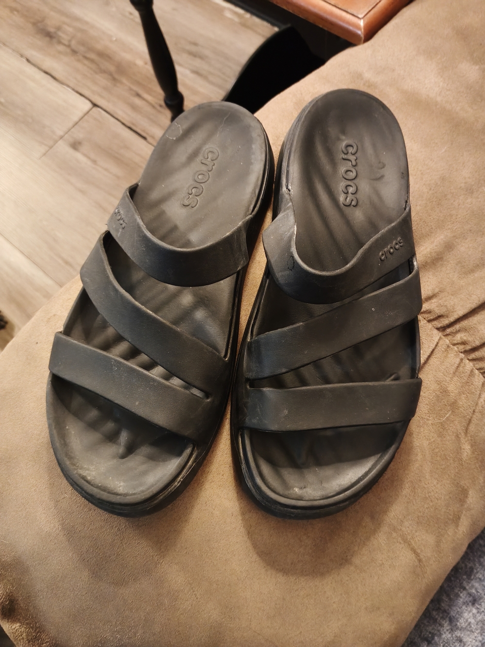 CROCS Women’s Black Triple-Strap Slide Sandals